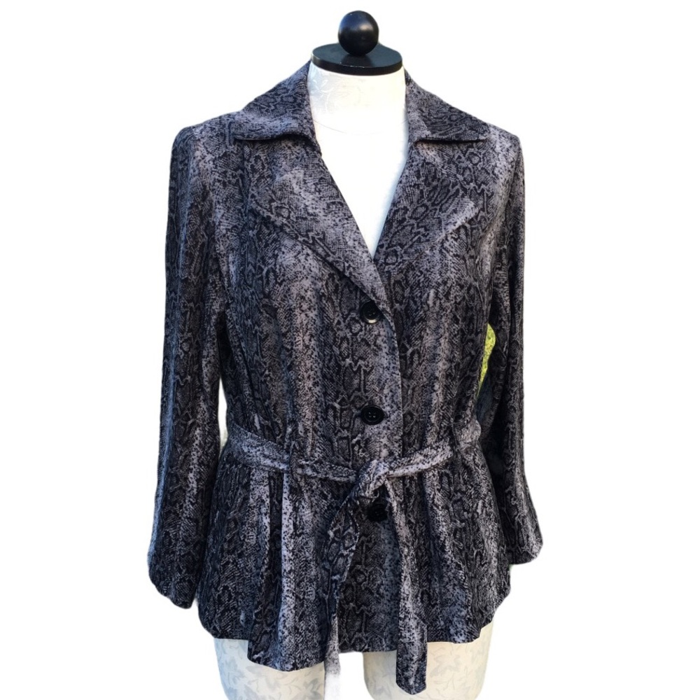 Fashion Bug 18W Lightweight Animal Print Jacket